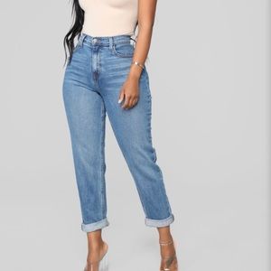 Fashion Nova Mom Jeans